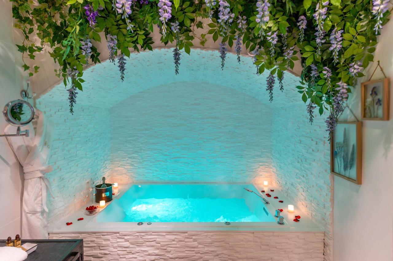 רוקברון-סור-ארז'נס La Bastide Du Rocher Boutique Hotel & Spa מראה חיצוני תמונה